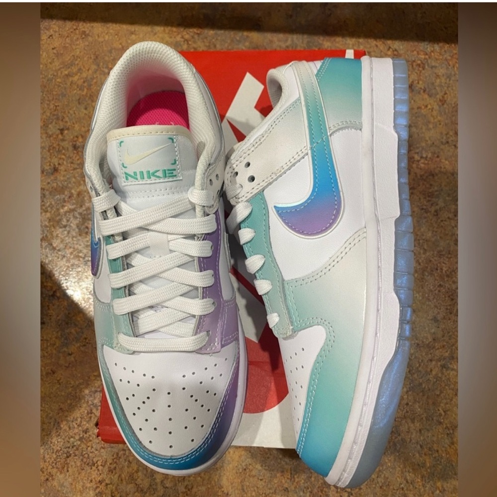 New women’s Nike Sz 7.5 Wmns Dunk Low 'Unlock Your Space'